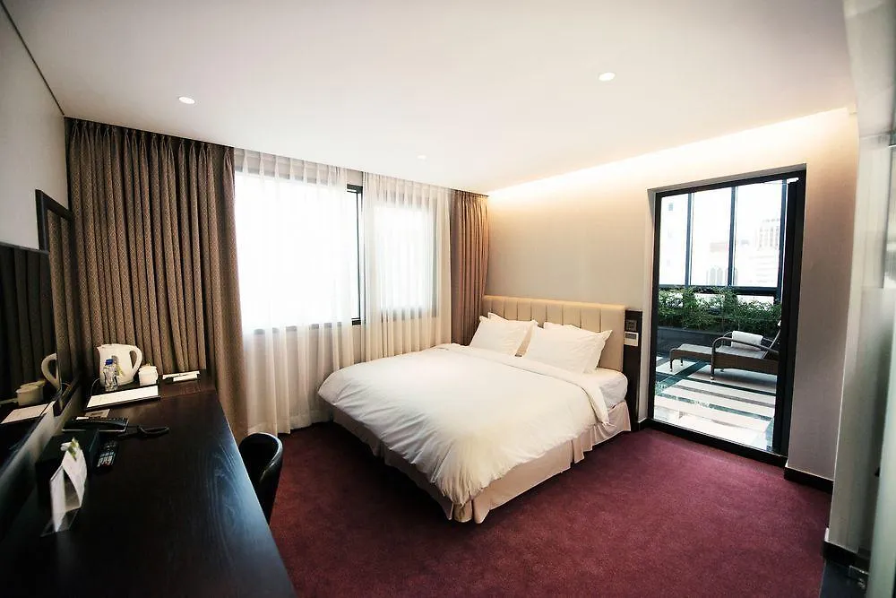 Travelodge Myeongdong City Hall Seul Corea del Sud