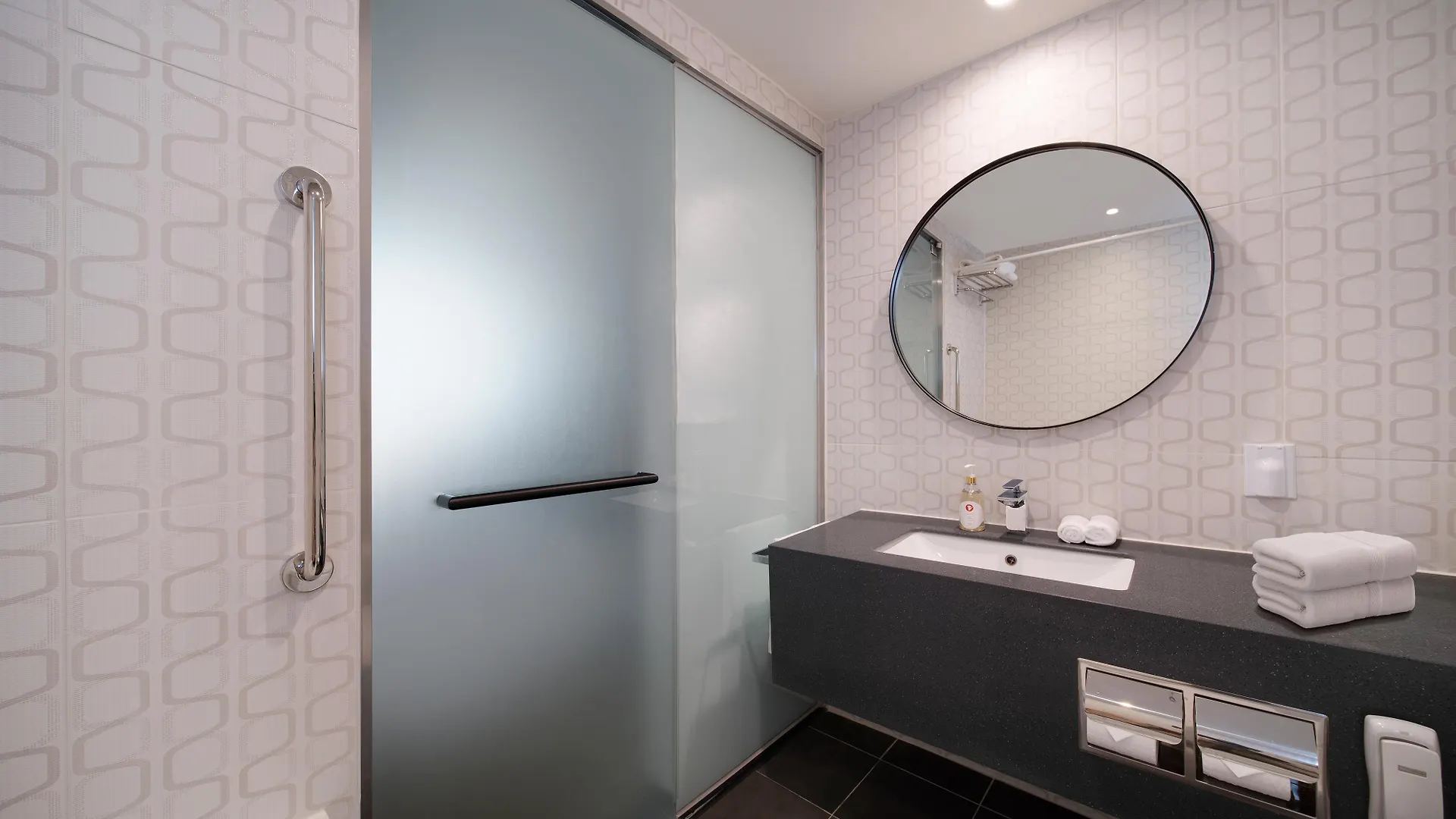 Travelodge Myeongdong City Hall Seoul South Korea